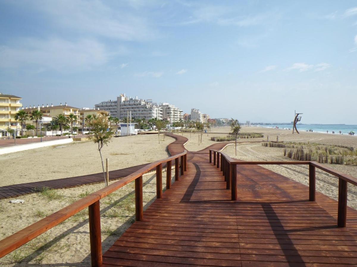 Atico-duplex En Urb. Penismar En 1ª Linea De Playa *